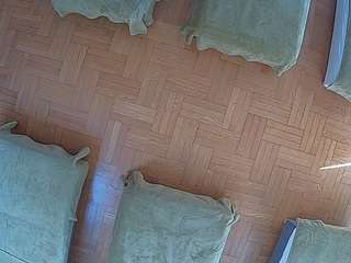 voyeurcam-julmodels-bed-7