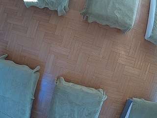 voyeurcam-julmodels-bed-7