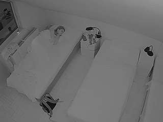 voyeurcam-julmodels-bed-7