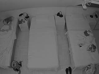 voyeurcam-julmodels-bed-7 webcam