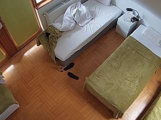 voyeurcam-julmodels-bed-7
