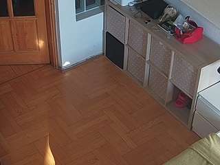 voyeurcam-julmodels-bed-7