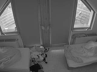 voyeurcam-julmodels-bed-7