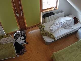 voyeurcam-julmodels-bed-7
