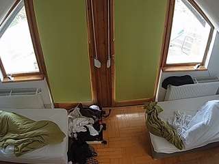 voyeurcam-julmodels-bed-7