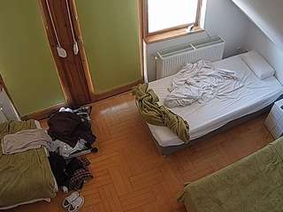 voyeurcam-julmodels-bed-7