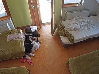 voyeurcam-julmodels-bed-7