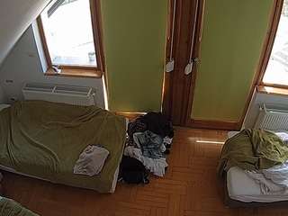 voyeurcam-julmodels-bed-7