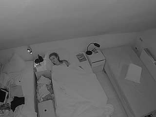 voyeurcam-julmodels-bed-7