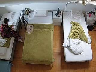 voyeurcam-julmodels-bed-7
