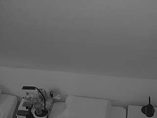 voyeurcam-julmodels-bed-7 webcam