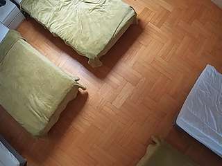 voyeurcam-julmodels-bed-7