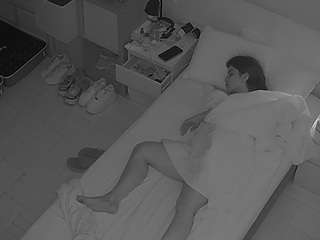 voyeurcam-julmodels-bed-7