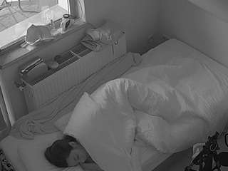 voyeurcam-julmodels-bed-7