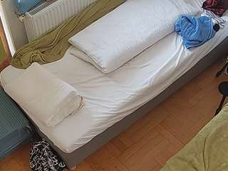This model is live right now. voyeurcam-julmodels-bed-7