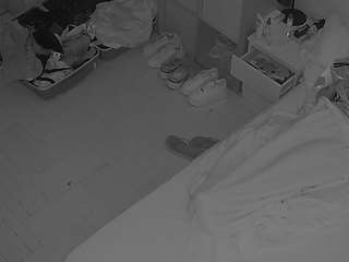 This model is live right now. voyeurcam-julmodels-bed-7