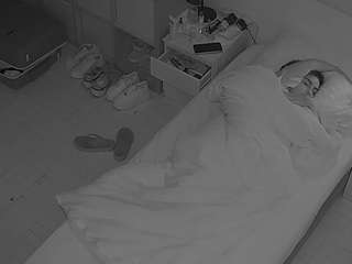 le modèle voyeurcam-julmodels-bed-7 est en webcam porno dans un show sur le site camsoda, il possède les tags suivants: amateur,flashing,hidden,hidden cam,mixed,pov,sexwebcam,voyeur,hd,milf