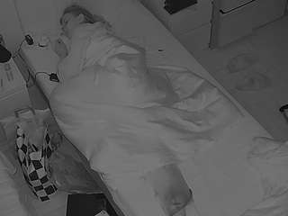 voyeurcam-julmodels-bed-7