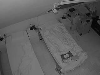 voyeurcam-julmodels-bed-7