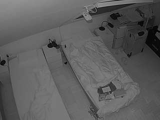 voyeurcam-julmodels-bed-7