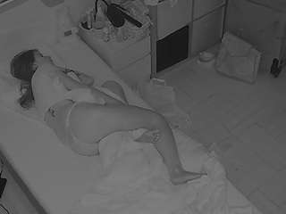 voyeurcam-julmodels-bed-7