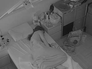 voyeurcam-julmodels-bed-7