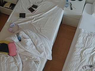 voyeurcam-julmodels-bed-7 Sex Cam Show