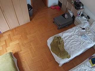 voyeurcam-julmodels-bed-7 Sex Cam Show