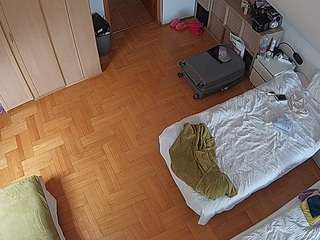 voyeurcam-julmodels-bed-7 Sex Cam Show