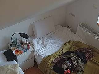 voyeurcam-julmodels-bed-7 Sex Cam Show