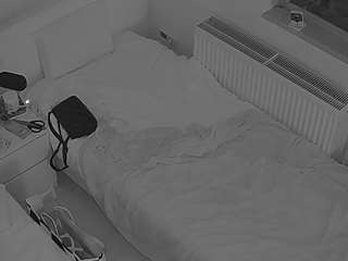 voyeurcam-julmodels-bed-7 Sex Cam Show
