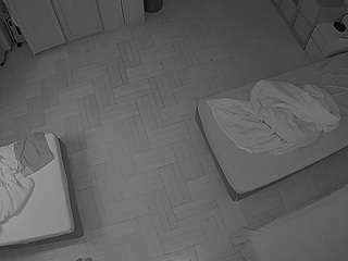 voyeurcam-julmodels-bed-7