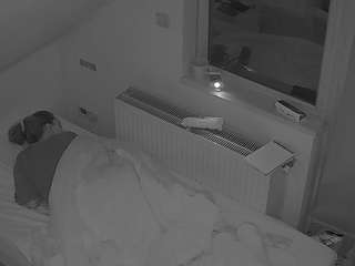 voyeurcam-julmodels-bed-7