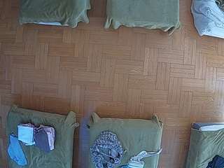 voyeurcam-julmodels-bed-7