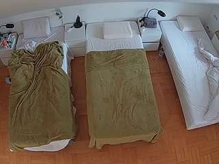 voyeurcam-julmodels-bed-7