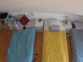 Julmodels Bedroom-D7's Live Sex Cam Show