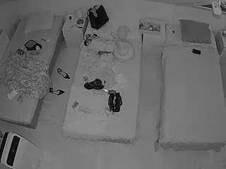 Julmodels Bedroom-D7's Live Sex Cam Show