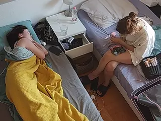 Julmodels Bedroom-D7's Live Sex Cam Show