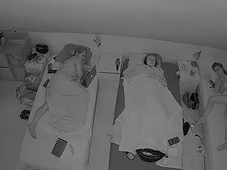 Julmodels Bedroom-D7's Live Sex Cam Show