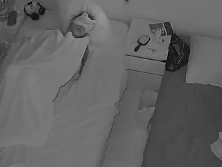 Julmodels Bedroom-D7's Live Sex Cam Show