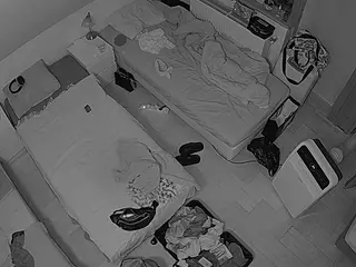 Julmodels Bedroom-D7's Live Sex Cam Show