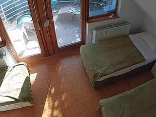 Julmodels Bedroom-D7's Live Sex Cam Show