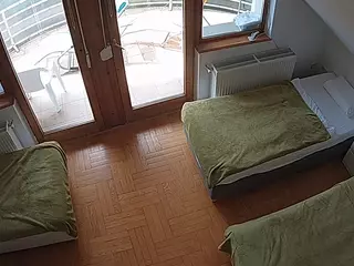 Julmodels Bedroom-D7's Live Sex Cam Show