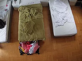Julmodels Bedroom-D7's Live Sex Cam Show