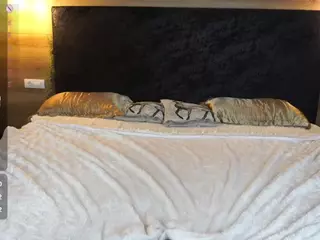PenelopaRawr's Live Sex Cam Show