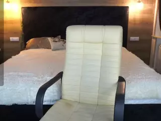 PenelopaRawr's Live Sex Cam Show