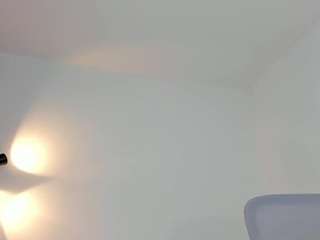 rebeccabaxter's live room