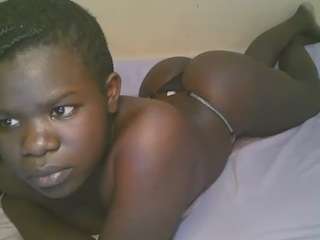 le modèle sexy-darks est en webcam porno dans un show sur le site camsoda, il possède les tags suivants: blowjob,cum,fingering,flashing,hairy-pussy,big-ass,big-tits,black,curvy,hd,milf