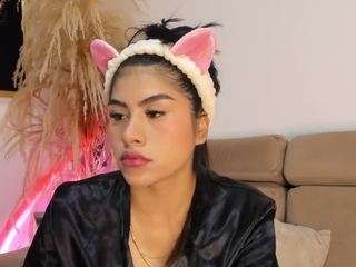  thaliafernandez chat room