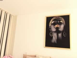 thaliafernandez Live Webcam on CamSoda